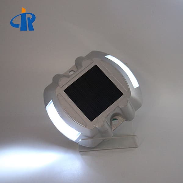 <h3>Constant bright solar road stud with spike manufacturer-RUICHEN</h3>
